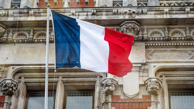 drapeau france batiment